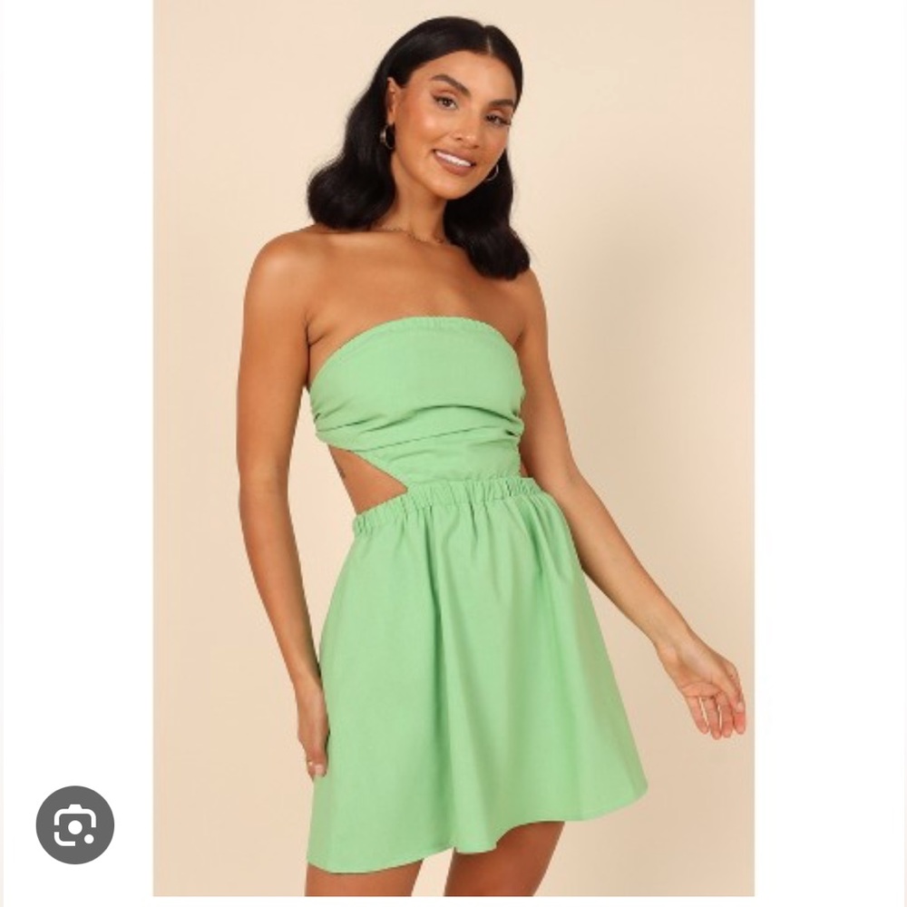 NWT Petal & Pup Nandita Mini Cut Out Dress